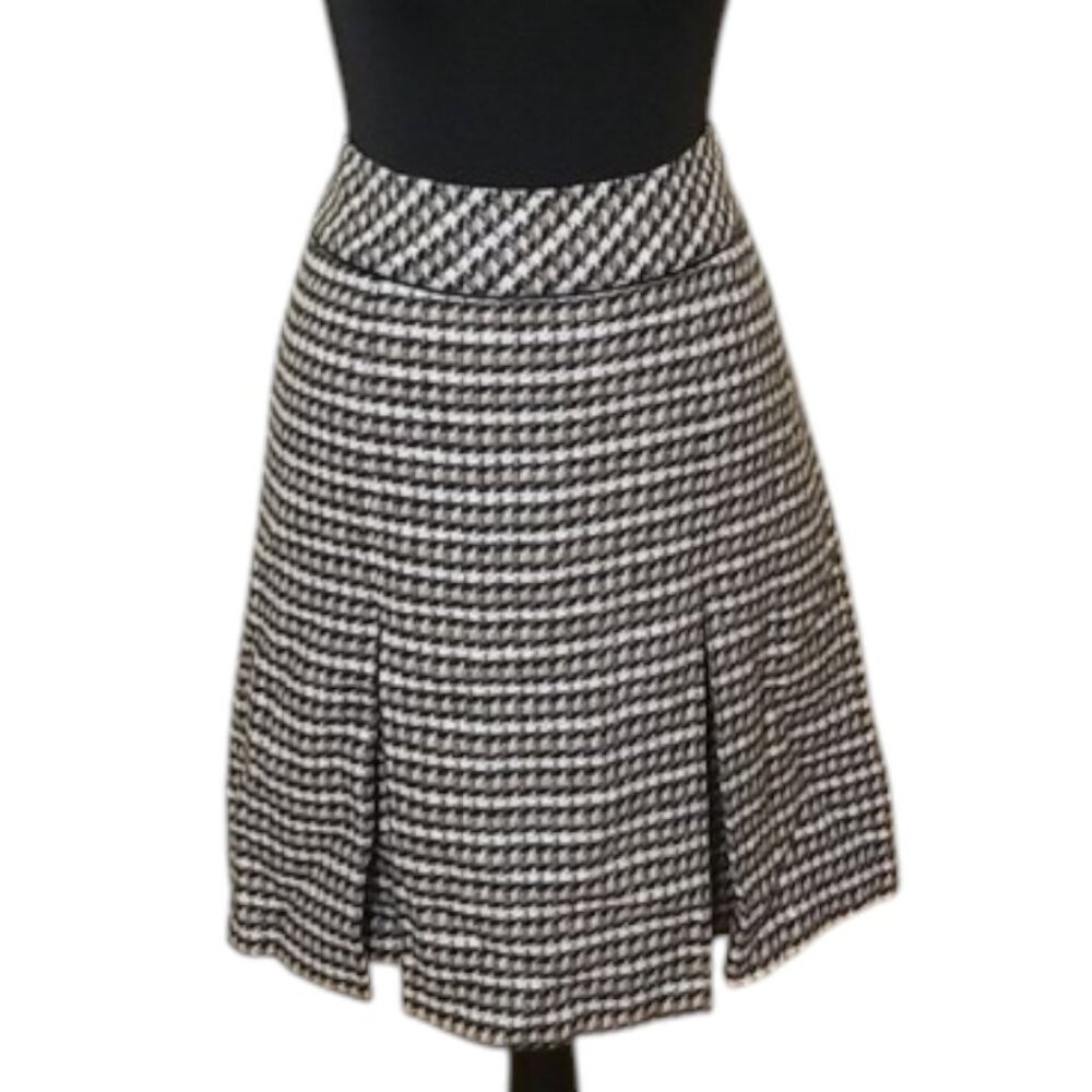 Talbots Wool Blend Houndstooth Plaid Pleated Skirt Classic Academia - Size 10
